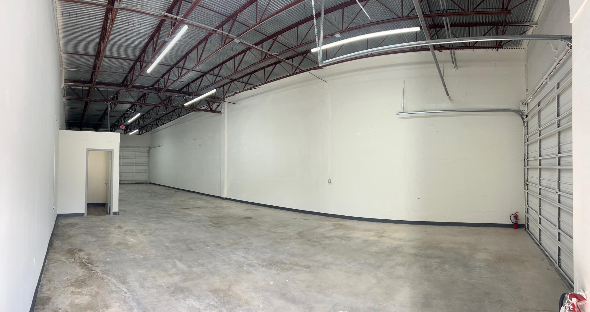 2,000 SF Industrial Space in Boca Raton, FL Photo